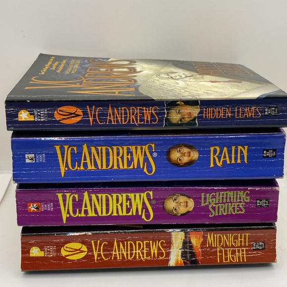 V..C. Andrews 4 Book Bundle Hidden Leaves Rain Midnight Flight Lightning Strikes - Picture 15 of 15